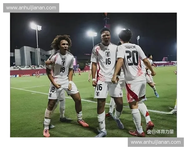 世界杯小组赛激战正酣：强队突围与黑马爆冷全景观察赛事走势深度解读